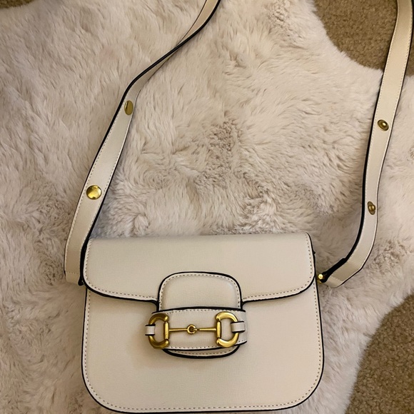 horseshoe bag design - Picture 2 of 3